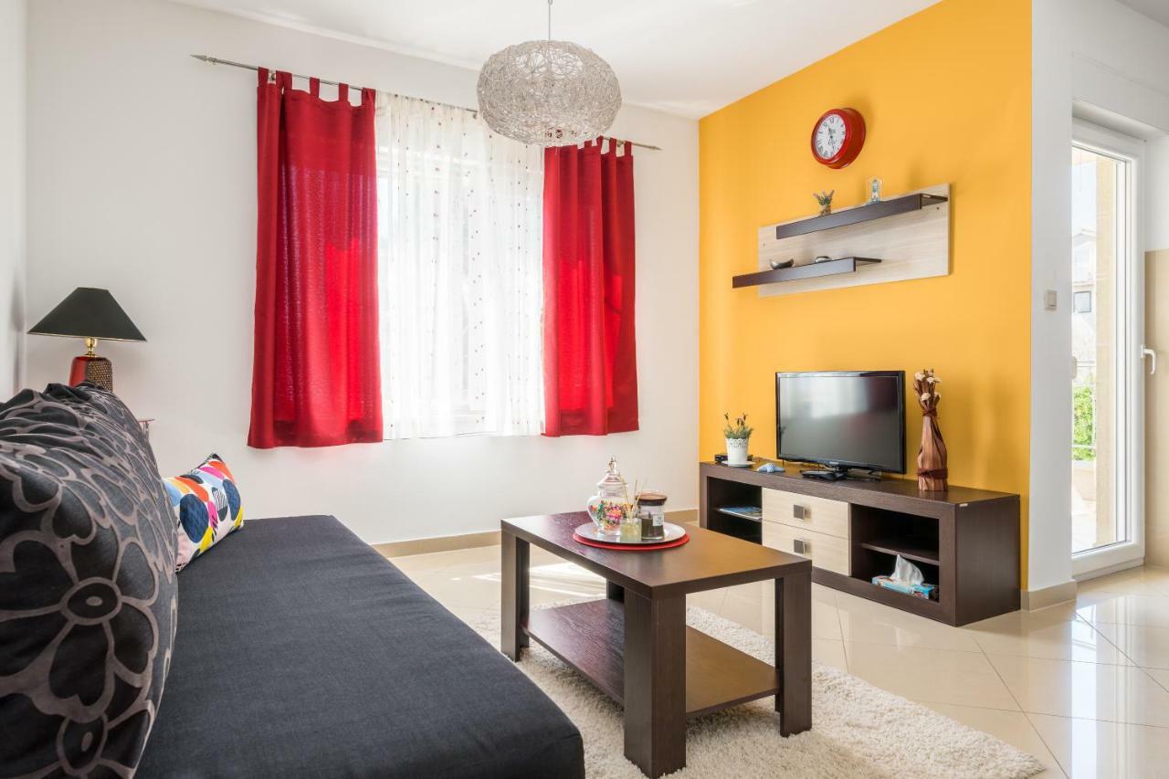 Beachfront Apartments Gabine Kaštela Exterior foto